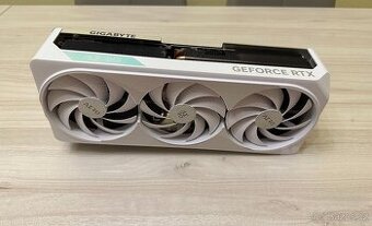 GIGABYTE GeForce RTX 4080 Aero OC