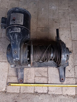 Naviják na veterána DODGE - 1