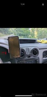 Držák konzole na telefon Dacia