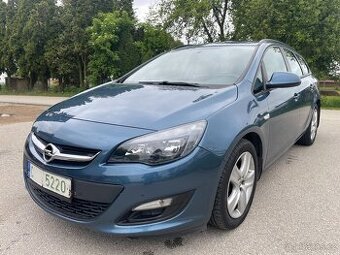 Opel Astra J SPORT TOURER 1.7 CDTI 2012
