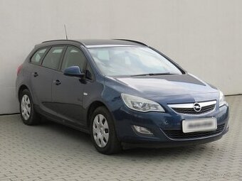 Opel Astra 1.4i , 88 kW benzín, 2011