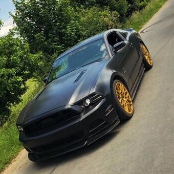 Mustang GT