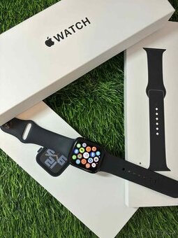 Apple watch SE 2024 40mm - 99% baterie, záruka