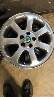 Originál kola octavia 1 5x100 R16