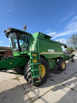 Sklizeci mlaticka John Deere 9640i wts