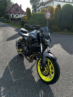 Yamaha MT07