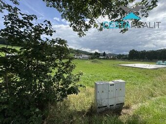 Prodej stavebního pozemku 1752 m2, Karlovice, ev.č. 01050 - 1