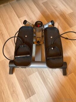 Swing-stepper