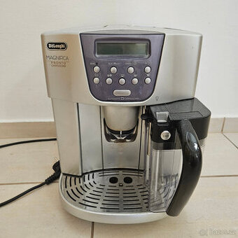 Kávovar delonghi ESAM 4500