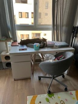 Psací stůl MALM IKEA