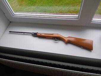 Vzduchovka Slavia 619