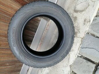 Prodám pneu Nokian 225/65R17,106H XL,M+S, 3PMSF