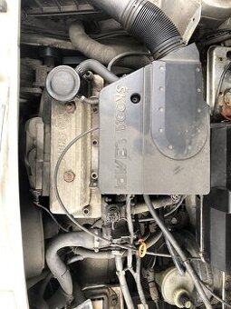 skoda Felicie 1.3mpi Motor s převodovkou