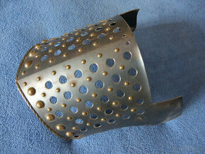 Zdobený čelní štít na helmu historický šerm larp