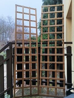 Dřevěná opora pro popínavé rostliny, 2 kusy, každý za 350,-