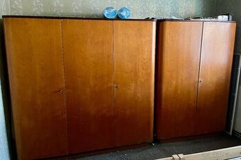 Nábytek za odvoz staré skříně , peřiňák. - 1