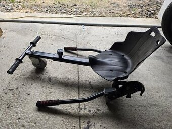 Sedačka pro hoverboard Kolonožka  černá