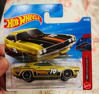 ´70 DODGE HEMI CHALLENGER