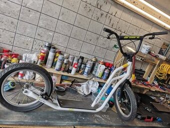 zánovní koloběžka pro juniora