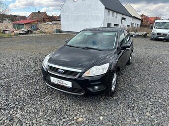 Ford Focus 1,6i (74kW) VYHŘÍVANÉ ČELNÍ OKNO