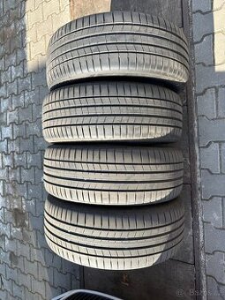 Falken 215/55/17 Letní