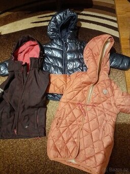 Oblečení na holku 104-122 79 ks