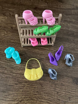 hračky pro panenku barbie + doplnky