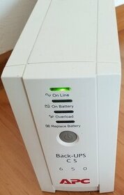 Záložní zdroj APC Back-UPS CS 650