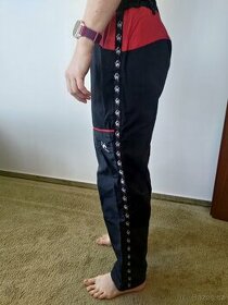 Dámské červené černé kalhoty pro kynology značky Scucka