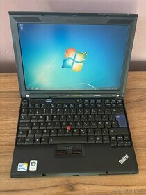 Lenovo ThinkPad x200 - 1