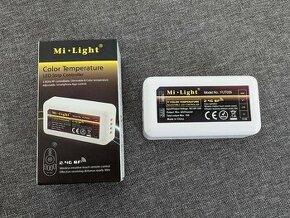 LED kontroler Mi-Light včetně adaptéru
