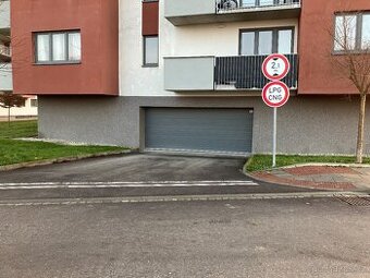 Pronájem garážového stání 12 m² Olomouc, Aloise Rašína 336