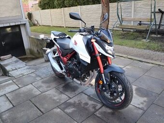 Honda CB 750 HORNET rv.2023 odpočet DPH