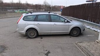 Focus 1.6 benzín combi