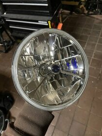 Harley Davidson přední světlo 7”