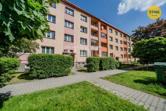 Prodej bytové jednotky 2+1 se zasklenou lodžií, ul. , 132251 - 1
