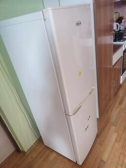 Lednice s mrazakem