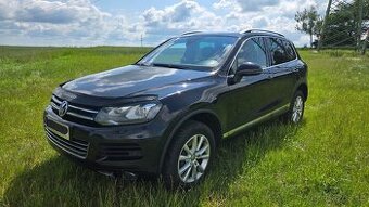 VW Touareg 3.0TDi     ■   PĚKNÝ VŮZ