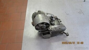 Motor Skutr 502 - 1
