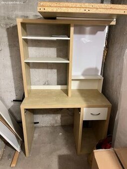 IKEA PC a psací stůl s nástavbou za odvoz