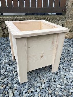 DOVÝPRODEJ - Dřevěné truhlíky