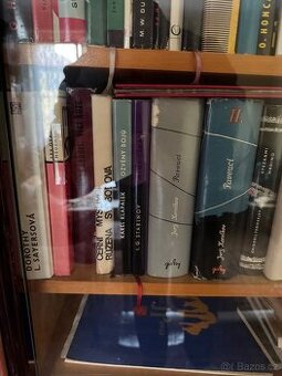 Prodám knihy - různorodá sbírka