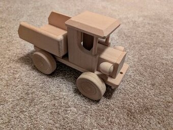 Drevene auticko nakladni