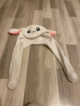 Čepice se zvedacími oušky