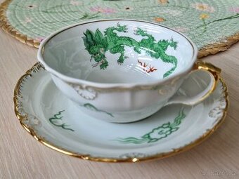 Šalek s talířkem s motivem čínského draka