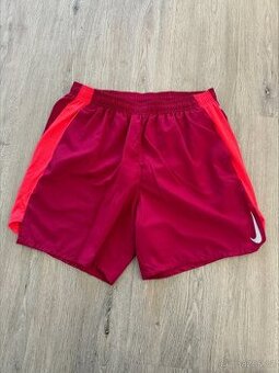 Sportovní kraťasy Nike