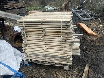 Jasanové řezivo (prkna)