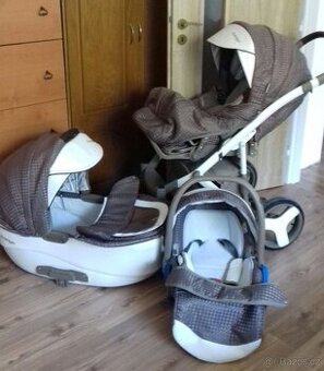 Kočárek trojkombinace