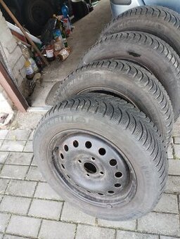 Zimní kola na plechu