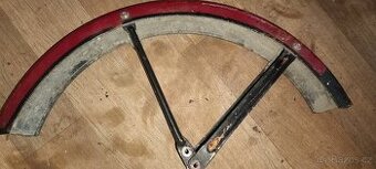 Babetta 210 - plechy, barva vínová